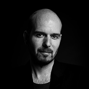 Hannes Kerschbaumer Ist sowohl in Italien als auch in Österreich als Komponist und Pädagoge tätig.